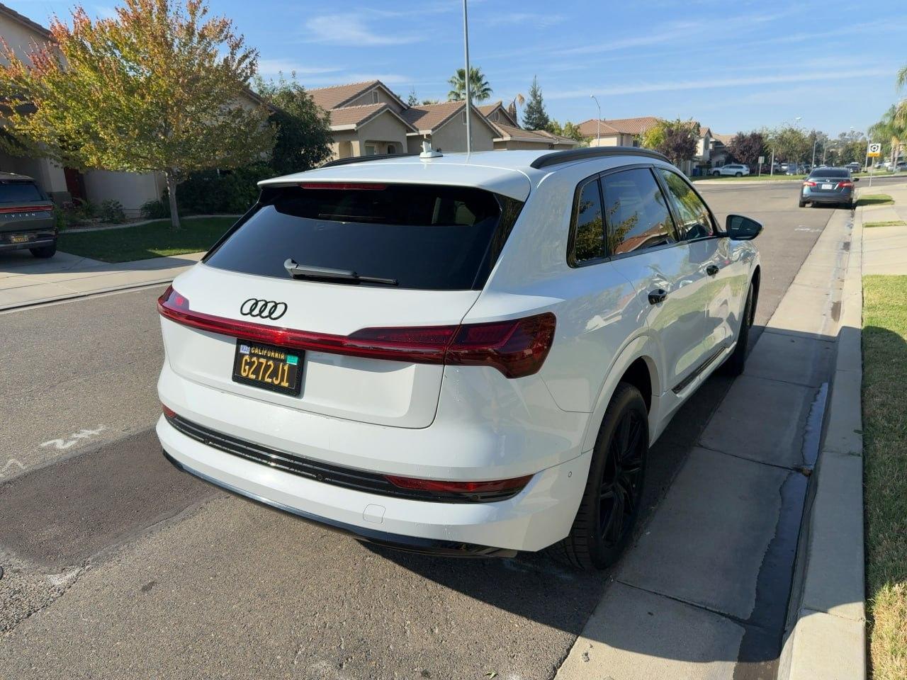 Audi E-Tron Premium quattro 2021