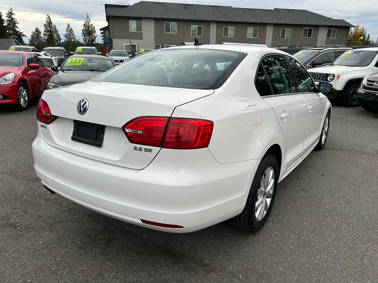 Volkswagen Jetta Sedan 4dr Auto SE PZEV 2013 Volkswagen Jetta Sedan 4dr Auto SE PZEV 2013