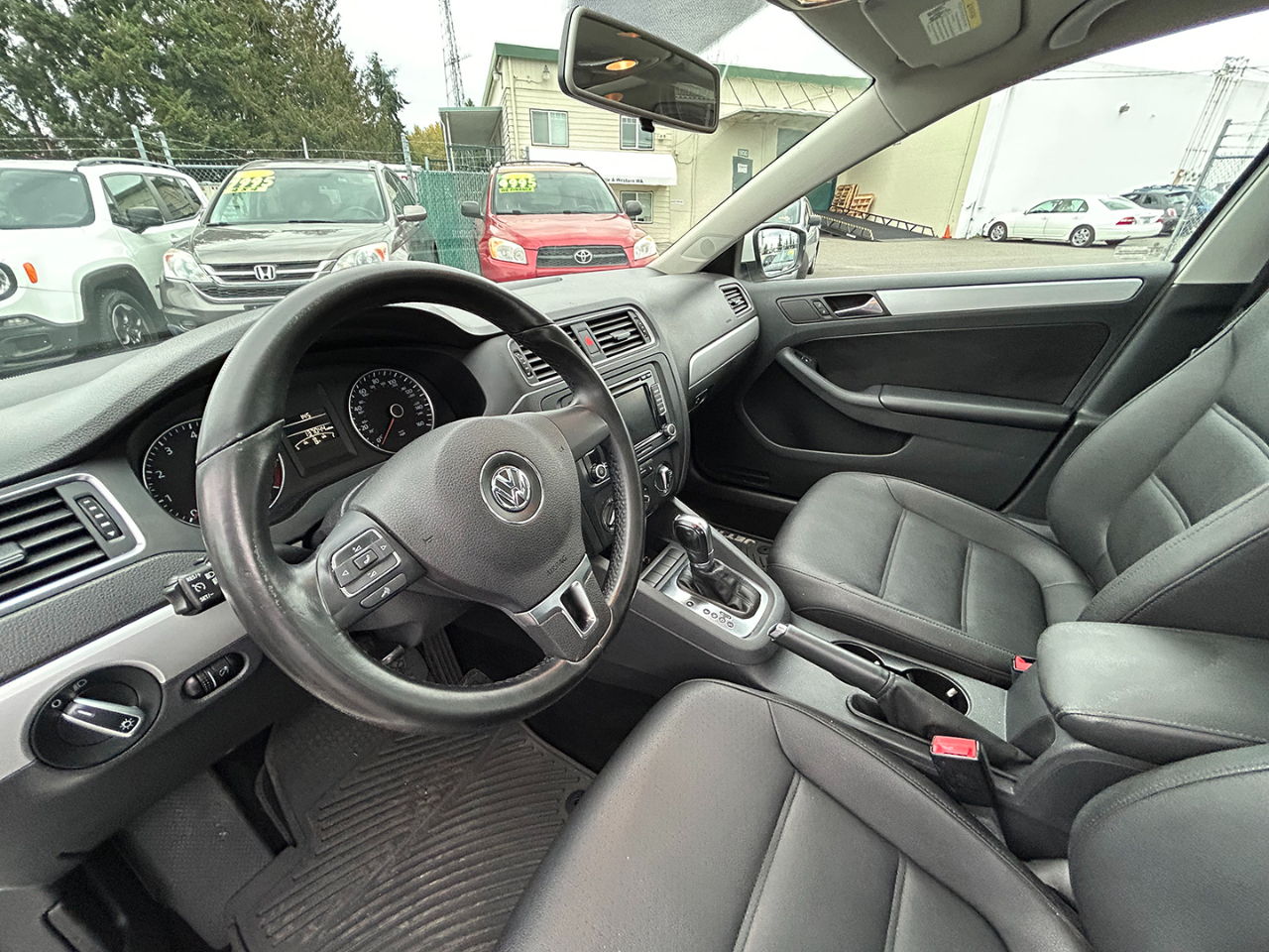 Volkswagen Jetta Sedan 4dr Auto SE PZEV 2013 Volkswagen Jetta Sedan 4dr Auto SE PZEV 2013