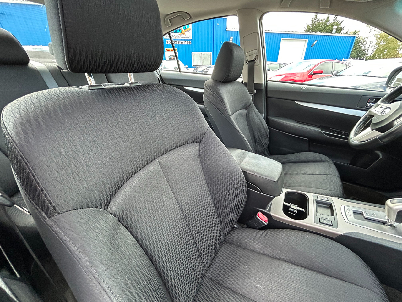Subaru Legacy 4dr Sdn H4 Auto 2.5i Prem AWP/Pwr Moon 2011 Subaru Legacy 4dr Sdn H4 Auto 2.5i Prem AWP/Pwr Moon 2011