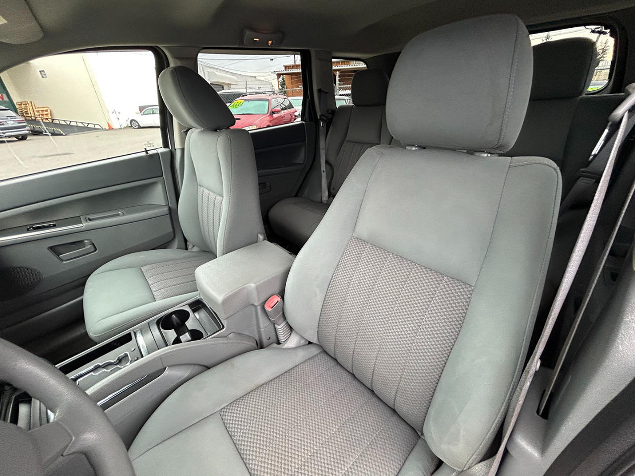 Jeep Grand Cherokee 4dr Laredo 4WD 2006 Jeep Grand Cherokee 4dr Laredo 4WD 2006