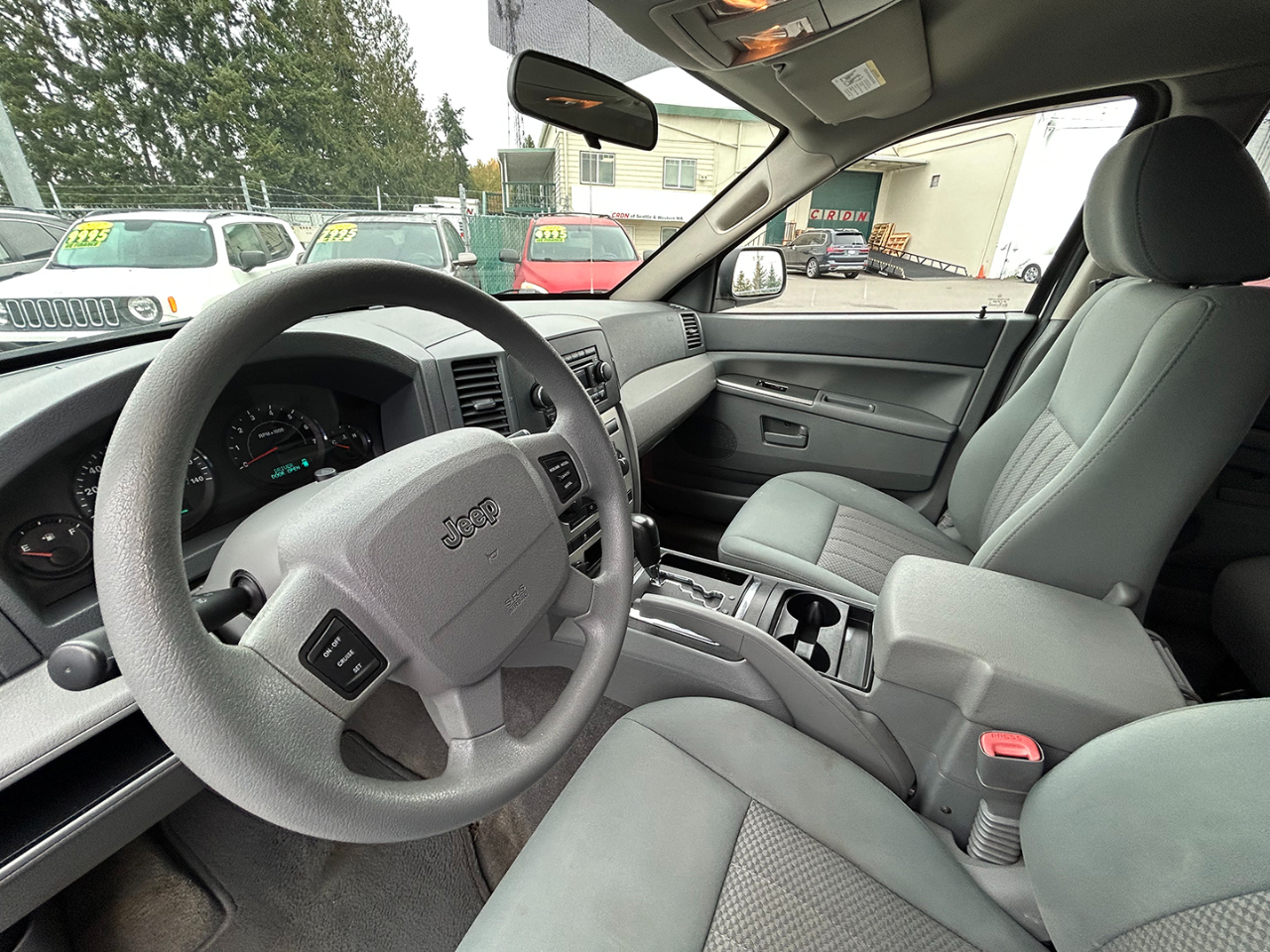 Jeep Grand Cherokee 4dr Laredo 4WD 2006 Jeep Grand Cherokee 4dr Laredo 4WD 2006