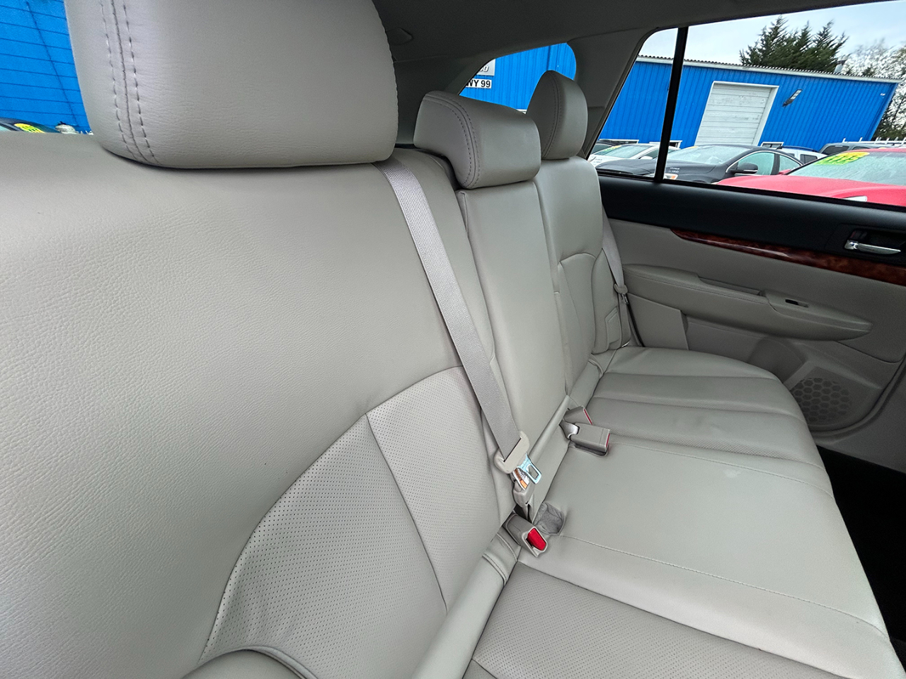 Subaru Outback 4dr Wgn H4 Auto 2.5i Limited Pwr Moon 2011 Subaru Outback 4dr Wgn H4 Auto 2.5i Limited Pwr Moon 2011