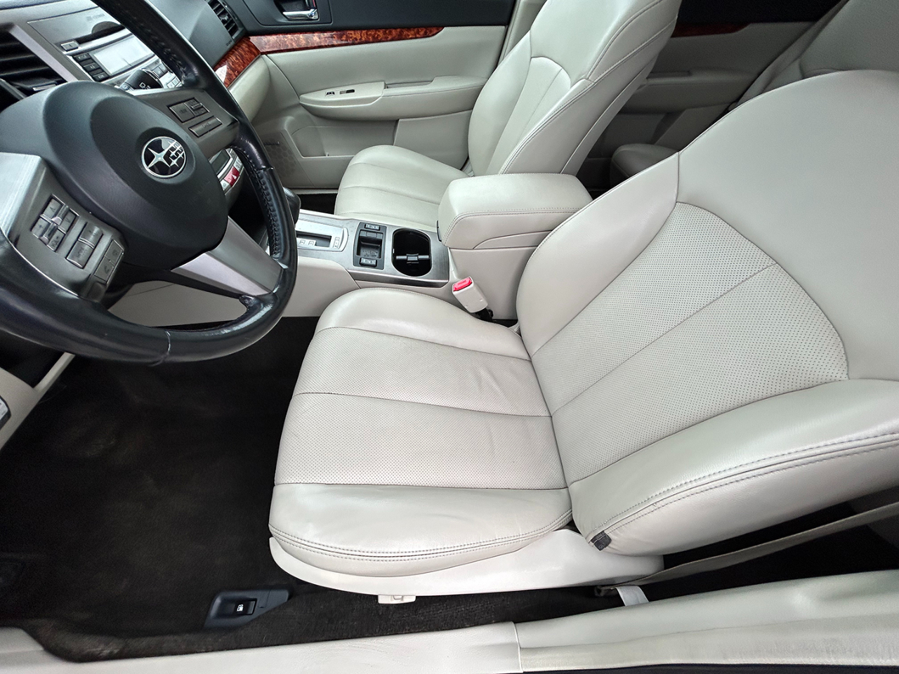 Subaru Outback 4dr Wgn H4 Auto 2.5i Limited Pwr Moon 2011 Subaru Outback 4dr Wgn H4 Auto 2.5i Limited Pwr Moon 2011