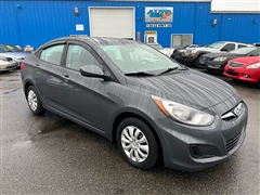 2013 Hyundai Accent 