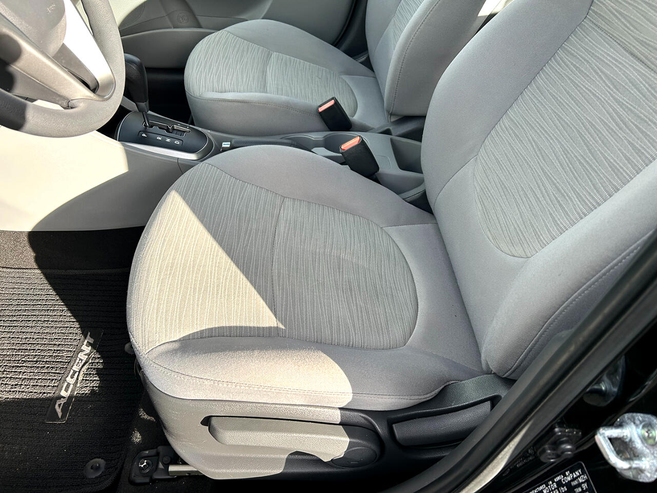 Hyundai Accent 5dr HB Auto SE 2016