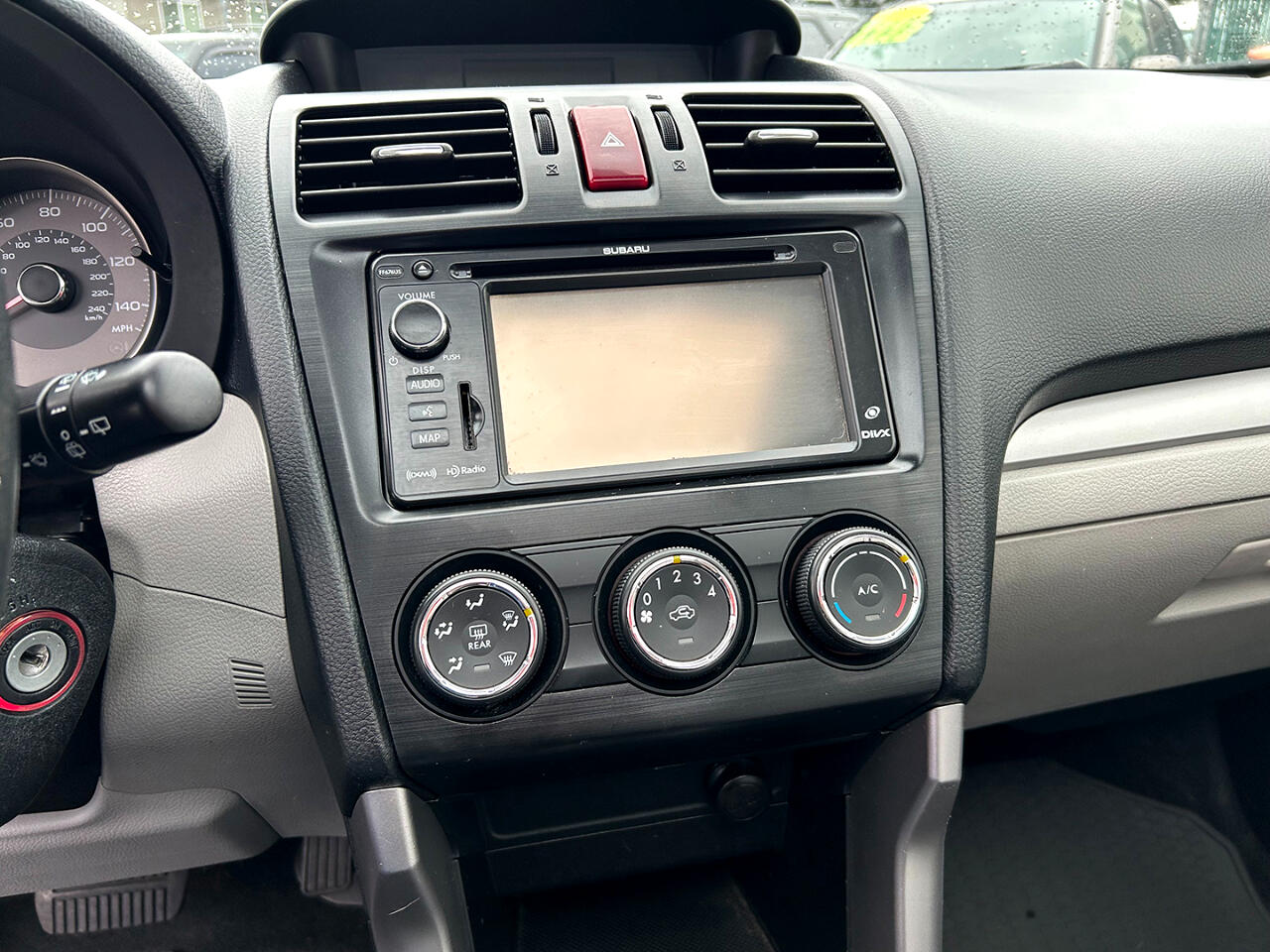 Subaru Forester 4dr CVT 2.5i Premium PZEV 2015