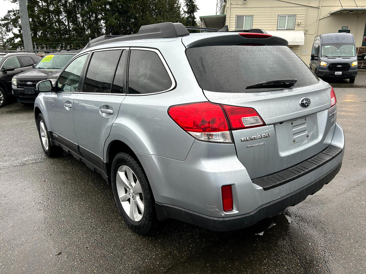 Subaru Outback 4dr Wgn H4 Auto 2.5i Limited 2013