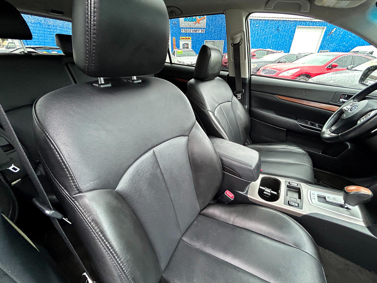 Subaru Outback 4dr Wgn H4 Auto 2.5i Limited 2013