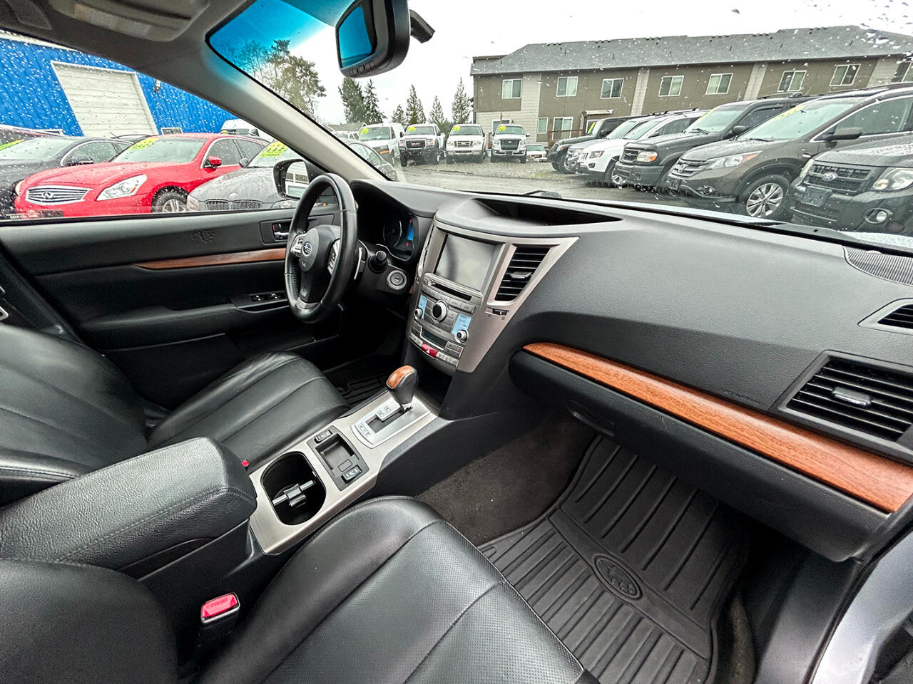 Subaru Outback 4dr Wgn H4 Auto 2.5i Limited 2013