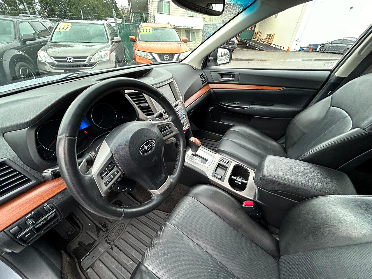 Subaru Outback 4dr Wgn H4 Auto 2.5i Limited 2013