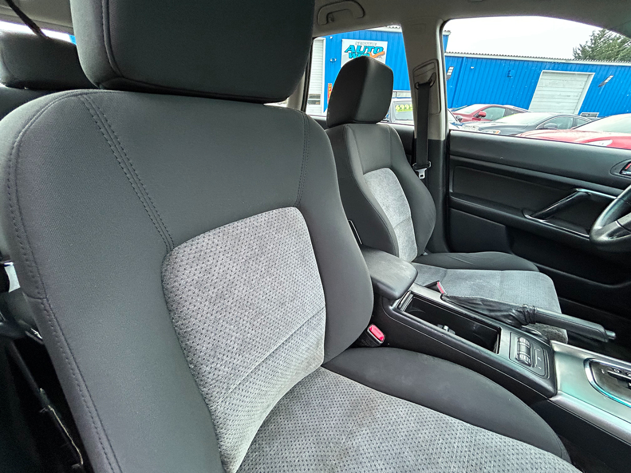 Subaru Legacy Wagon Outback 2.5i Auto 2006