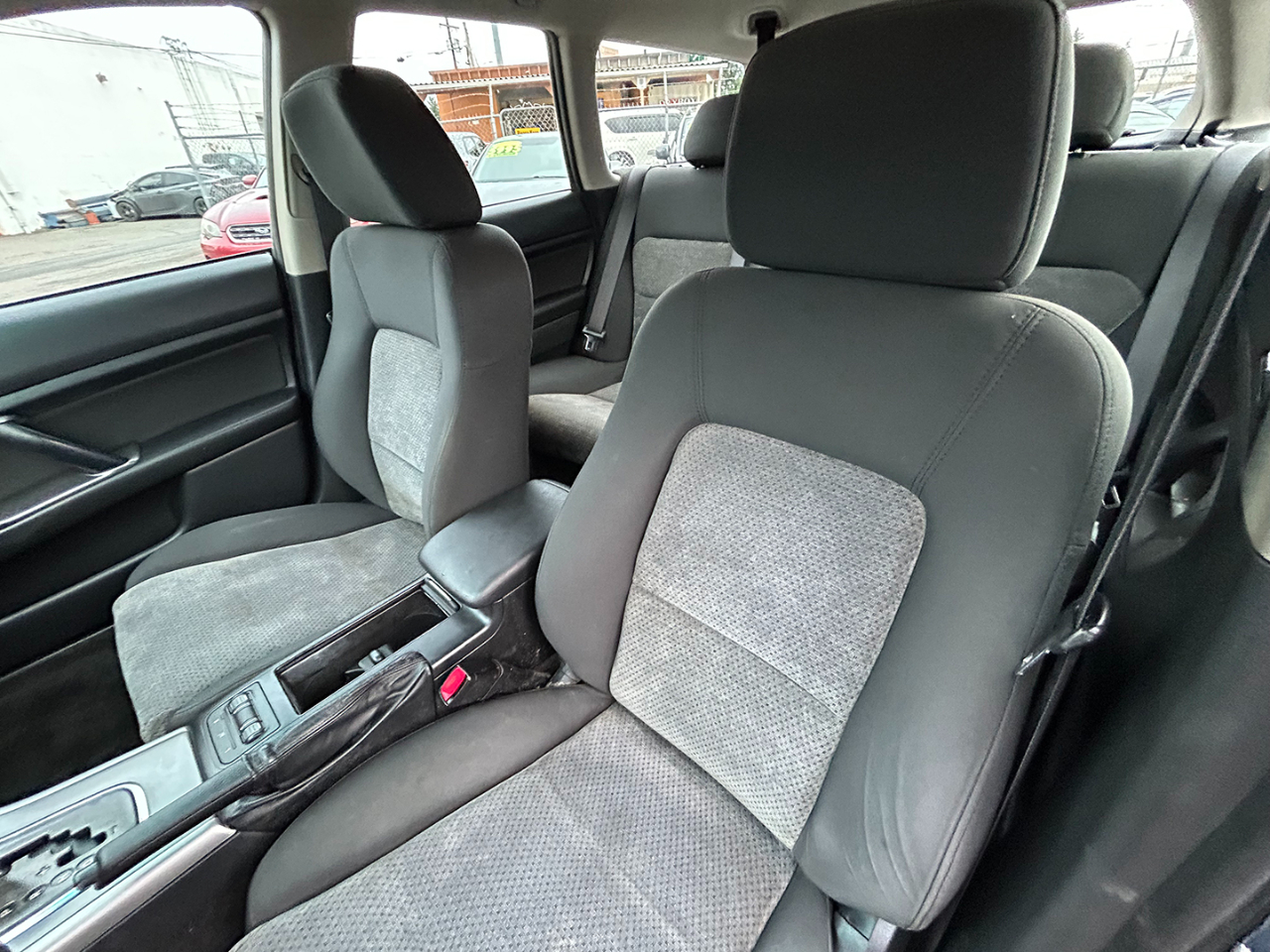 Subaru Legacy Wagon Outback 2.5i Auto 2006