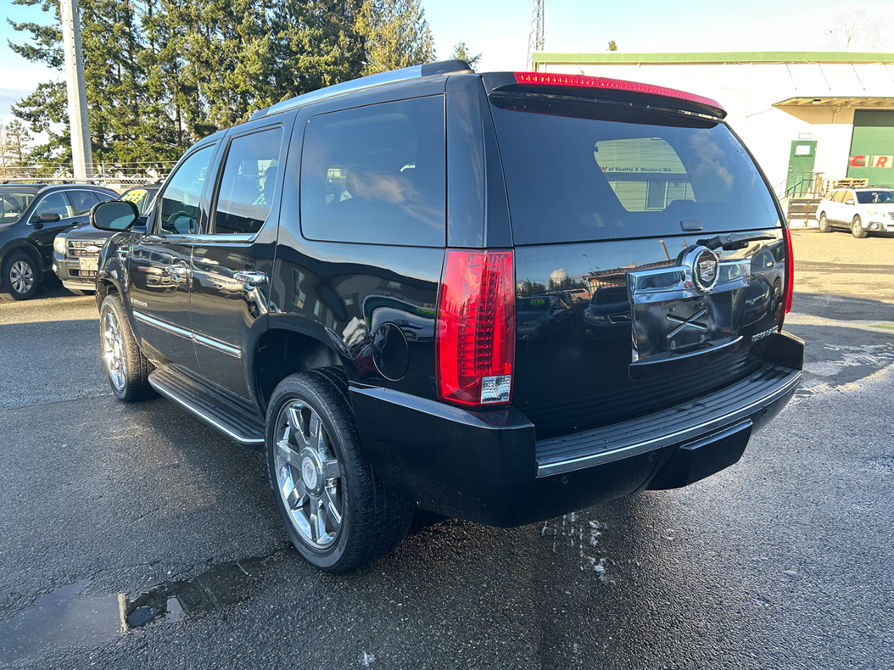 Cadillac Escalade AWD 4dr 2008