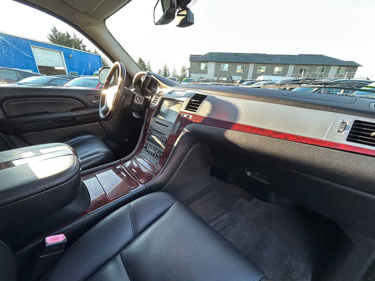 Cadillac Escalade AWD 4dr 2008