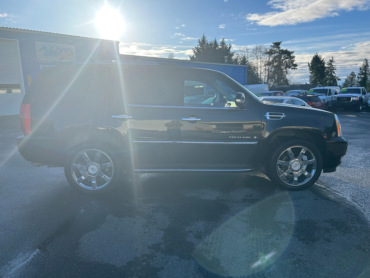 Cadillac Escalade AWD 4dr 2008