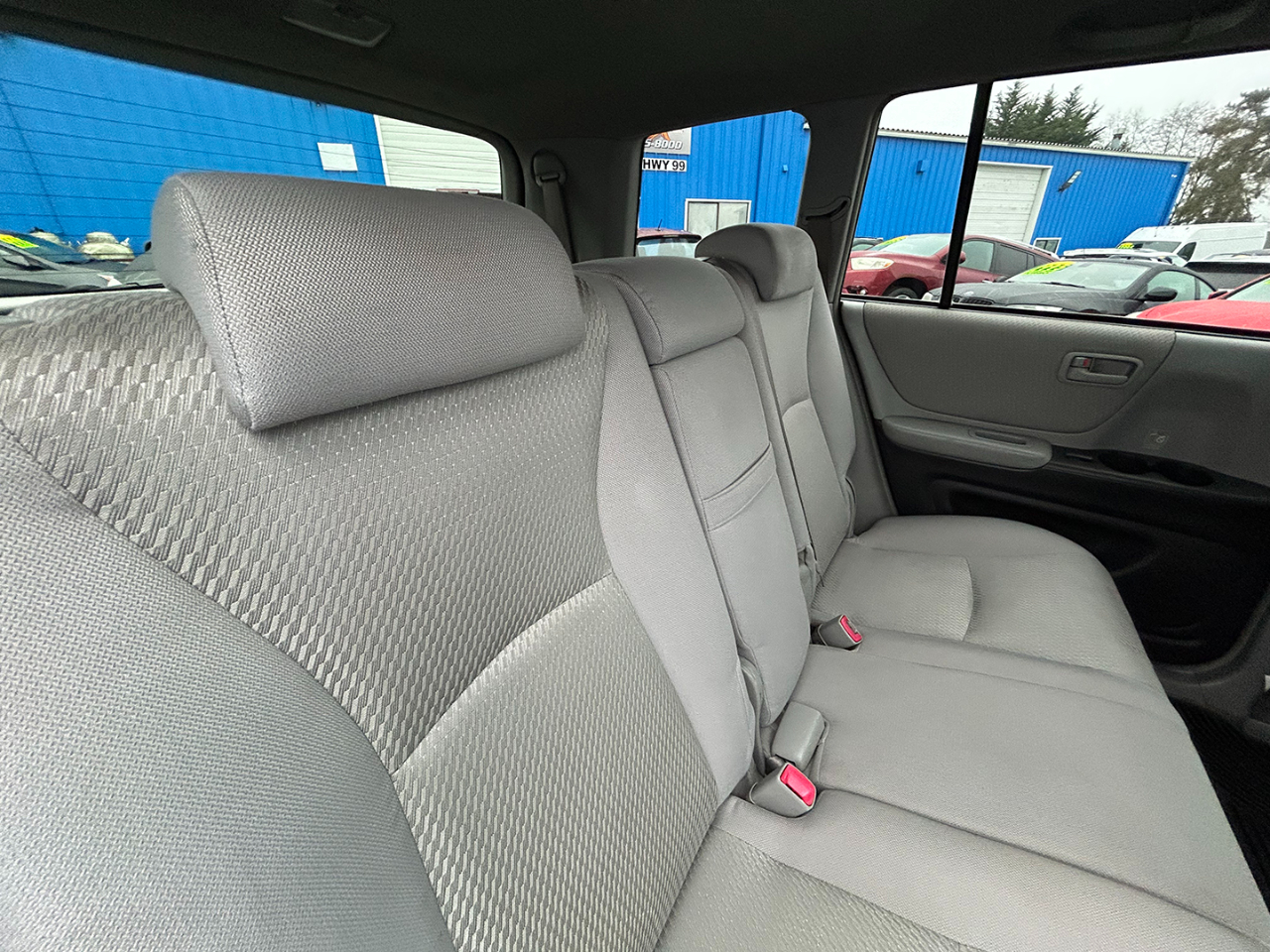 Toyota Highlander 4dr V6 4WD w/3rd Row (Natl) 2005