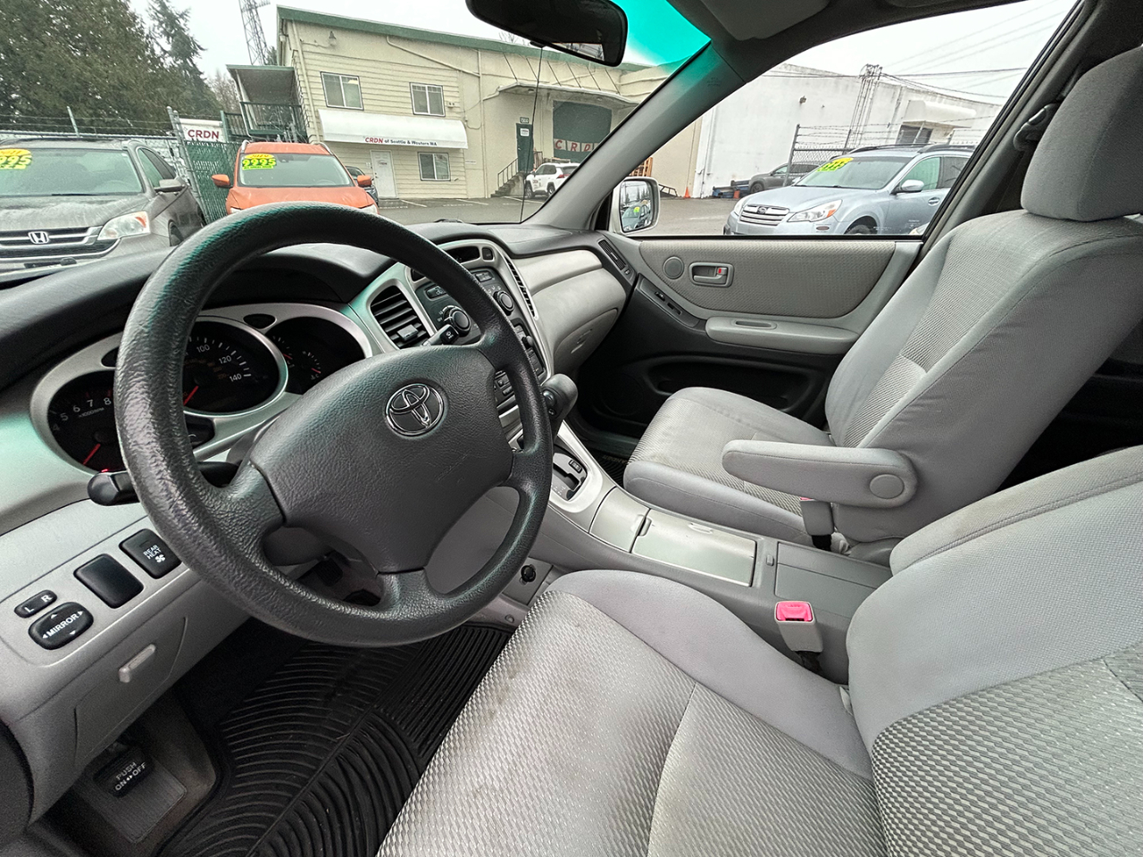 Toyota Highlander 4dr V6 4WD w/3rd Row (Natl) 2005