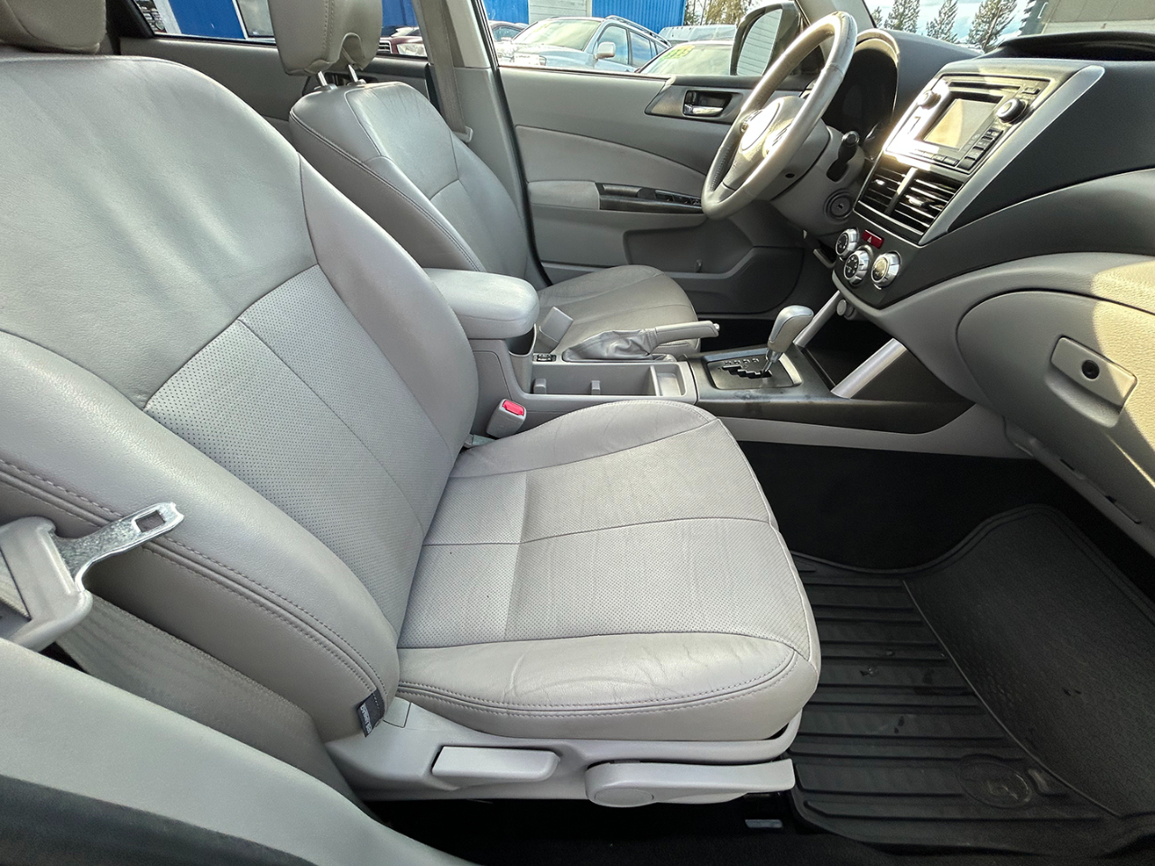 Subaru Forester 4dr Auto 2.5X Limited 2012