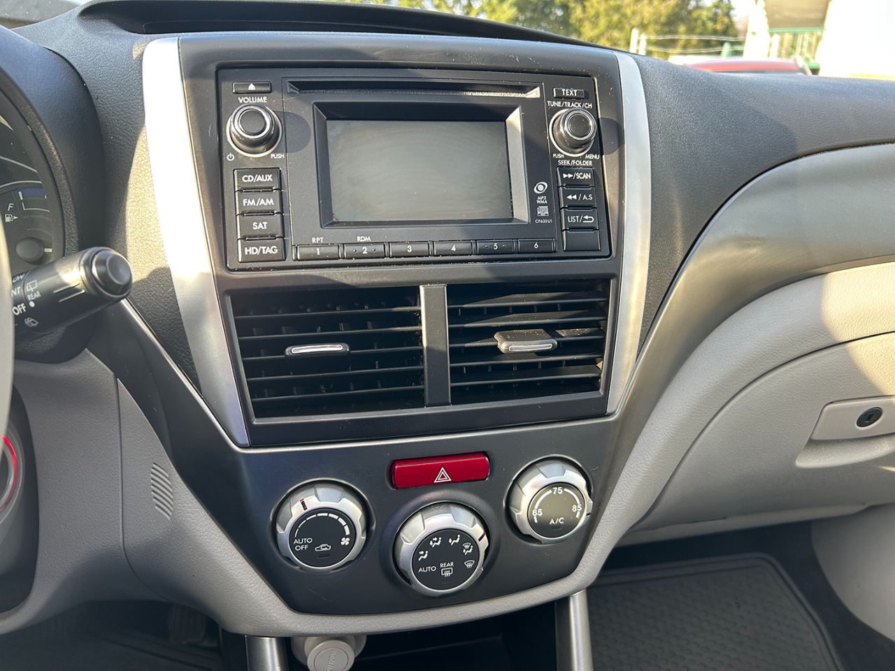 Subaru Forester 4dr Auto 2.5X Limited 2012