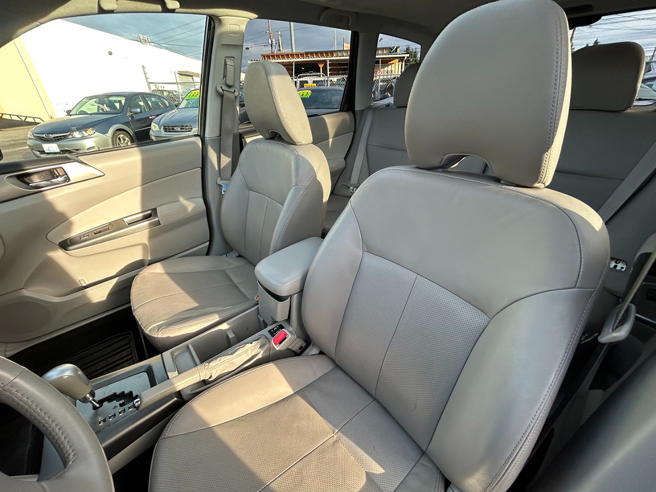 Subaru Forester 4dr Auto 2.5X Limited 2011