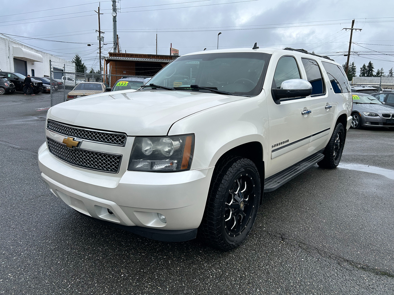 Chevrolet Suburban 4WD 4dr 1500 LTZ 2012