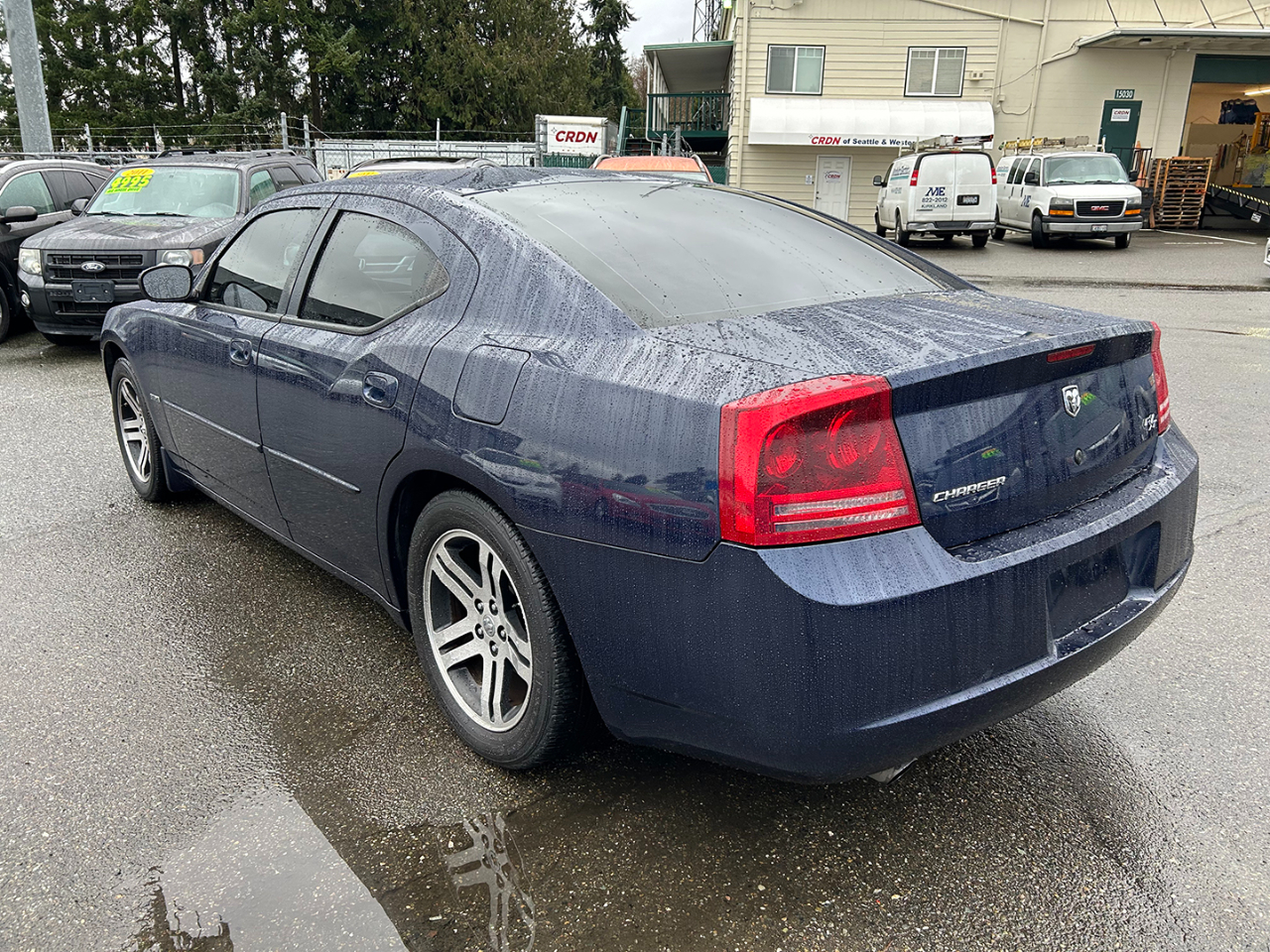 Dodge Charger 4dr Sdn R/T RWD 2006