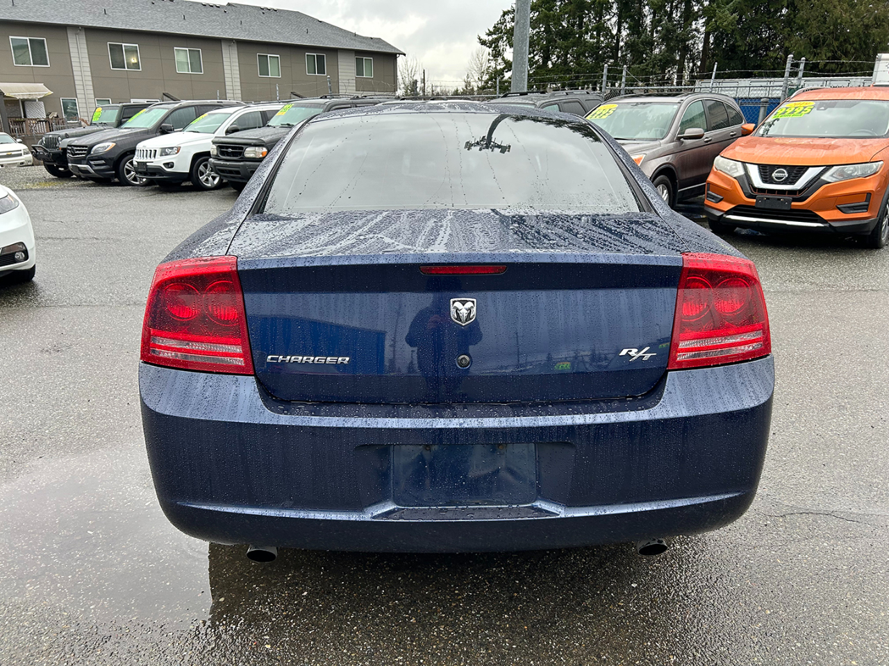 Dodge Charger 4dr Sdn R/T RWD 2006