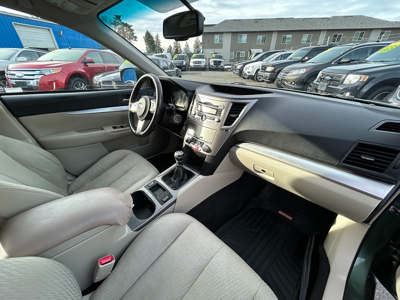 Subaru Outback 4dr Wgn H4 Man 2.5i Prem All-Weather 2010