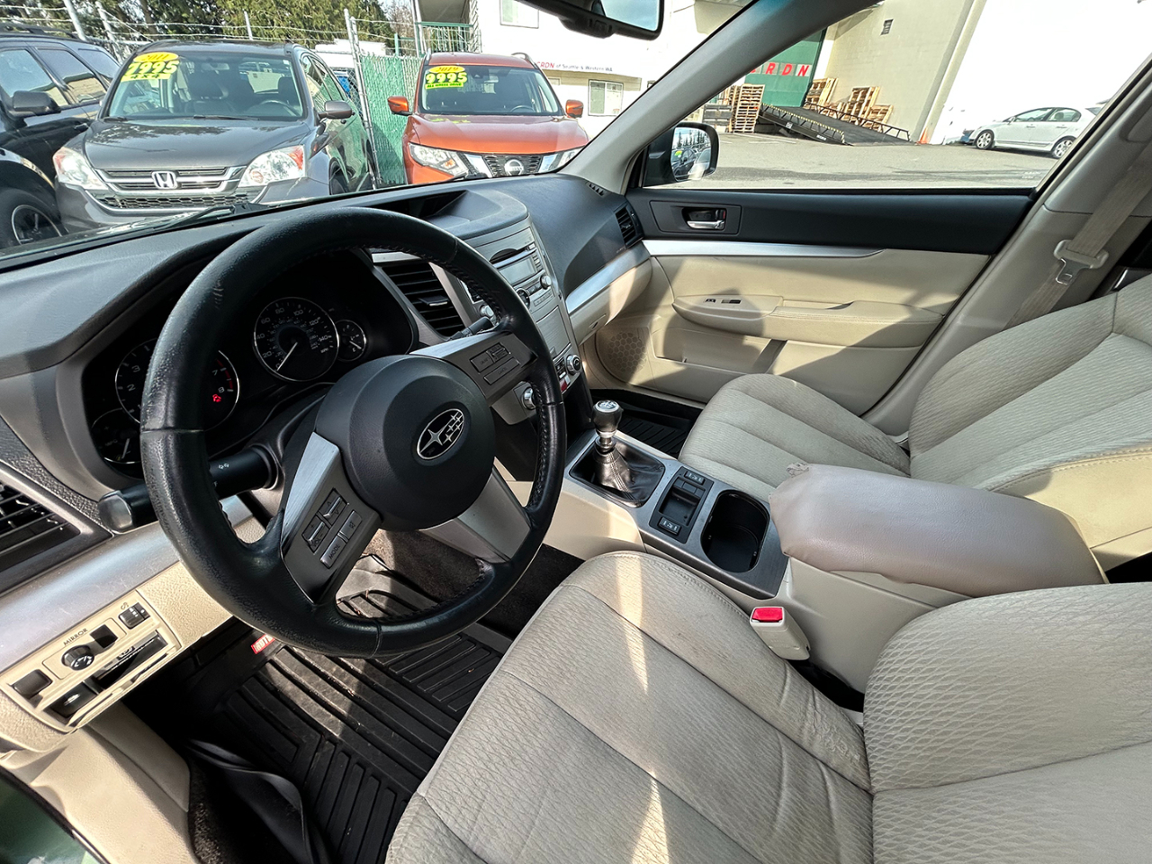 Subaru Outback 4dr Wgn H4 Man 2.5i Prem All-Weather 2010