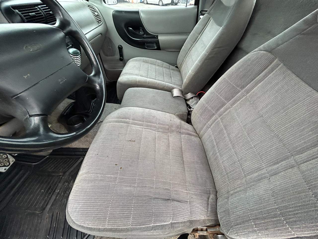 Ford Ranger Reg Cab 107.9" WB SPLASH 1997