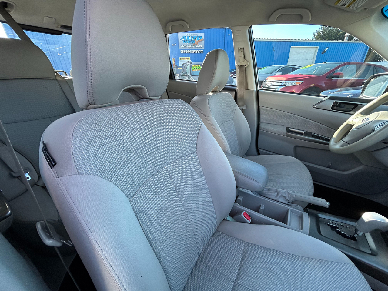 Subaru Forester 4dr Auto 2.5X 2012