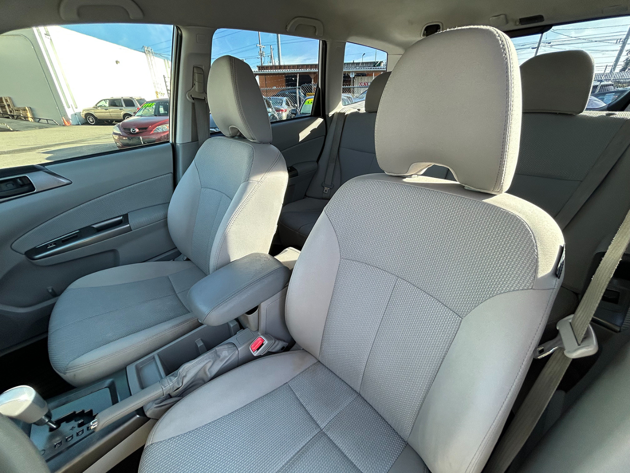 Subaru Forester 4dr Auto 2.5X 2012