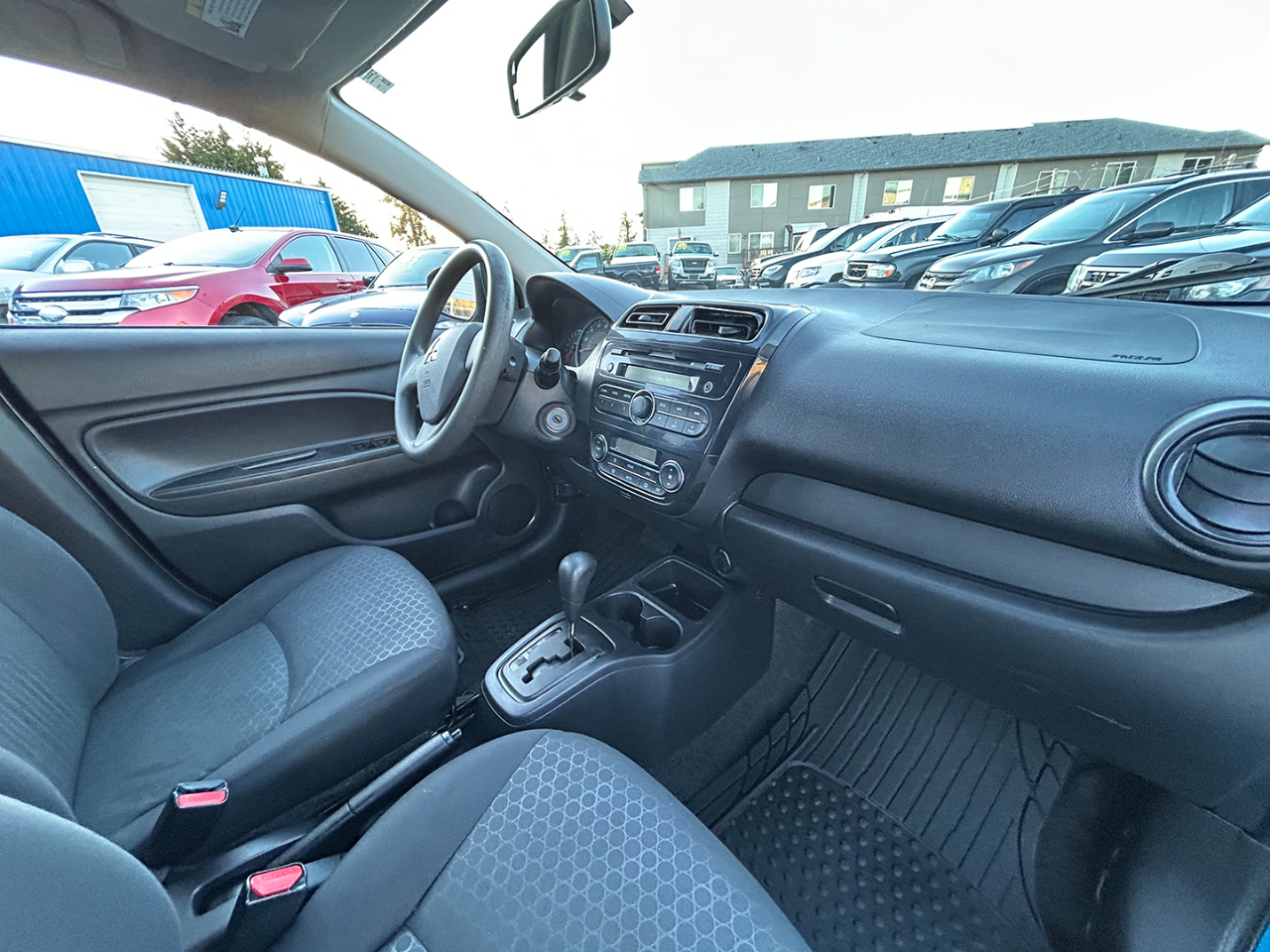 Mitsubishi Mirage 4dr HB CVT DE 2015