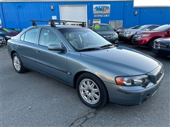 2004 Volvo S60 