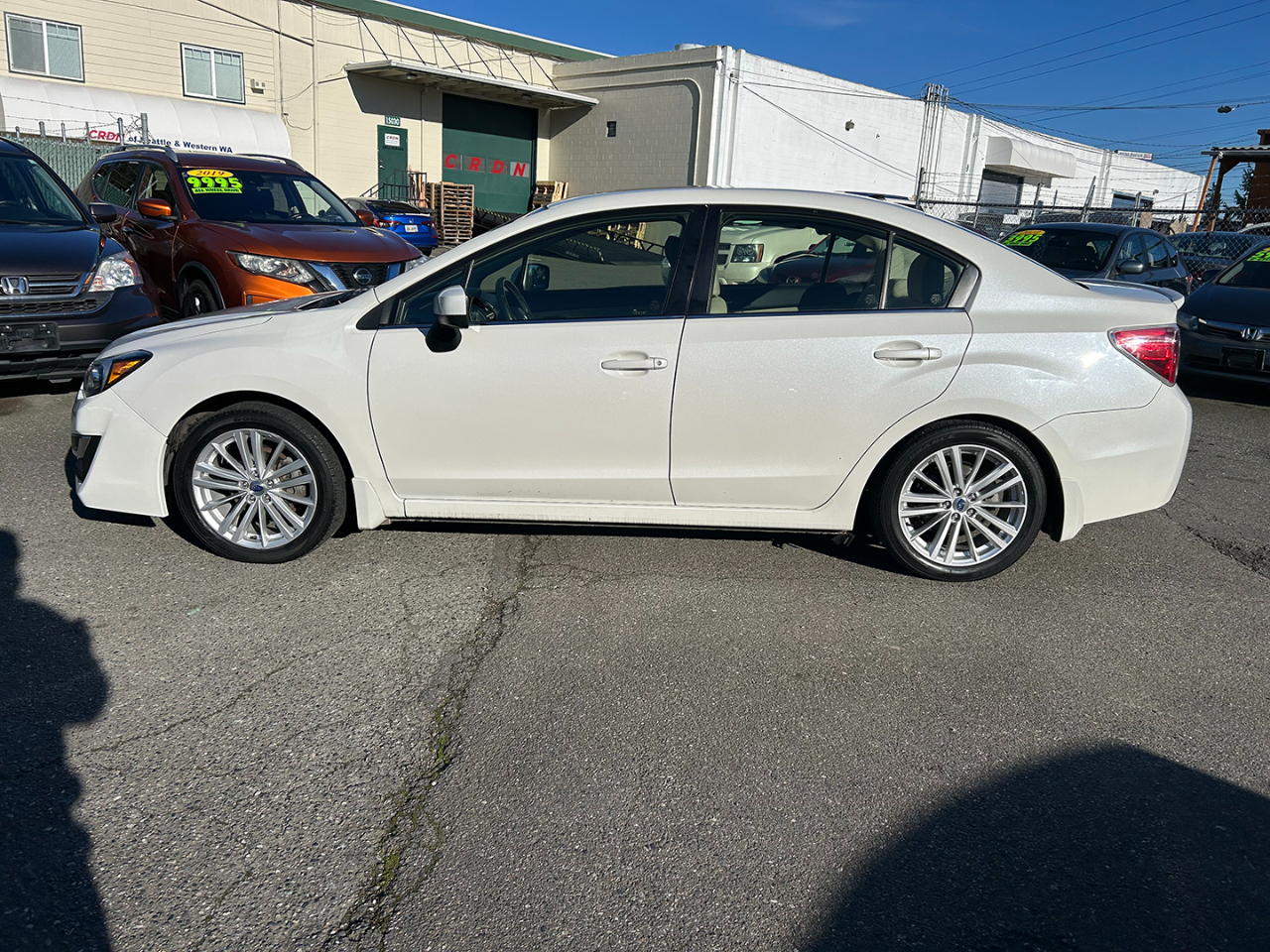 Subaru Impreza Sedan 4dr CVT 2.0i Premium 2016