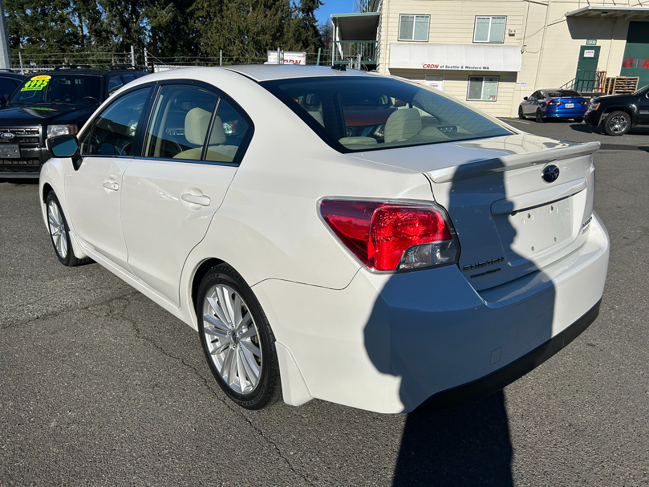 Subaru Impreza Sedan 4dr CVT 2.0i Premium 2016