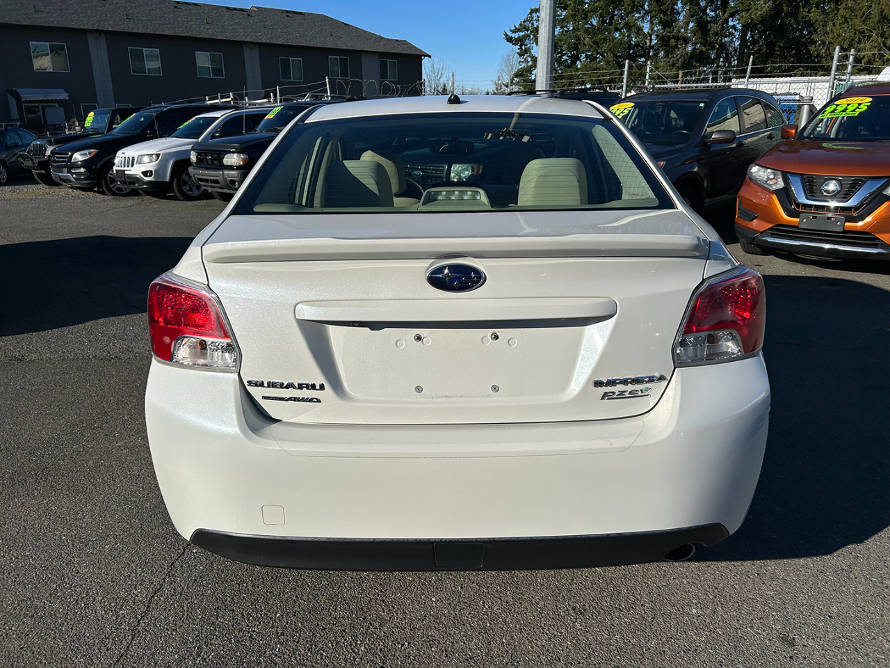 Subaru Impreza Sedan 4dr CVT 2.0i Premium 2016