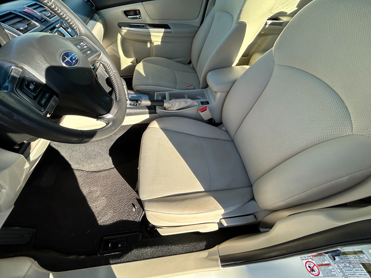 Subaru Impreza Sedan 4dr CVT 2.0i Premium 2016