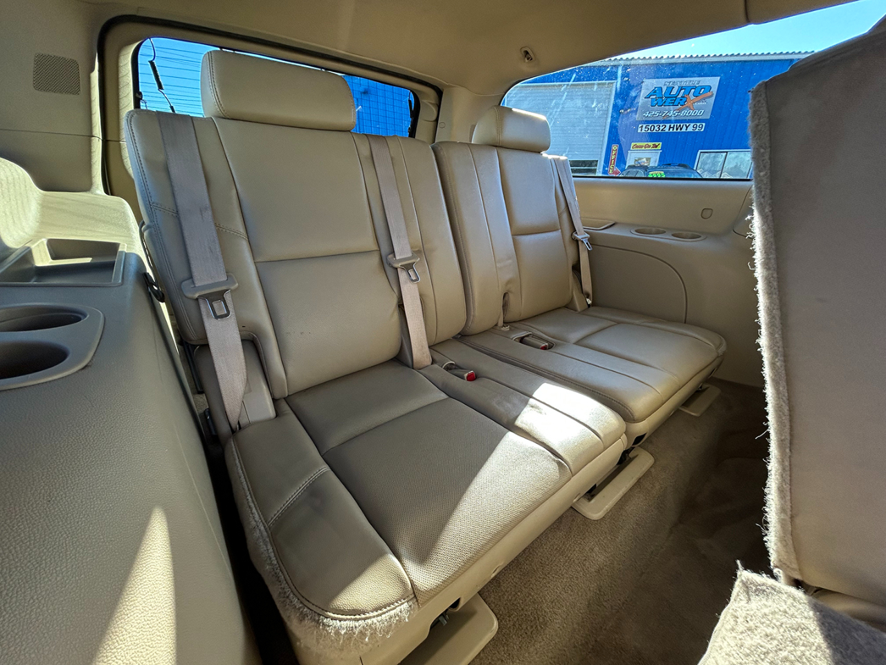 Chevrolet Suburban 4WD 4dr 1500 LTZ 2010