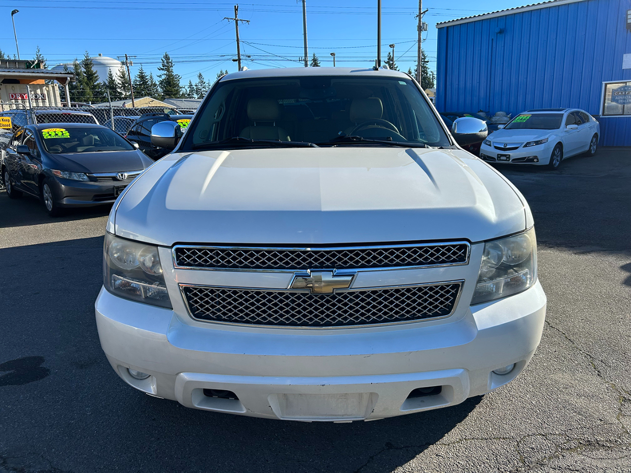 Chevrolet Suburban 4WD 4dr 1500 LTZ 2010