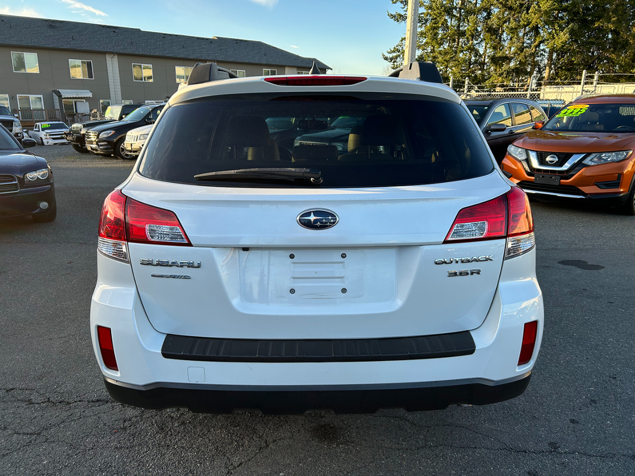 Subaru Outback 4dr Wgn H6 Auto 3.6R Limited 2014