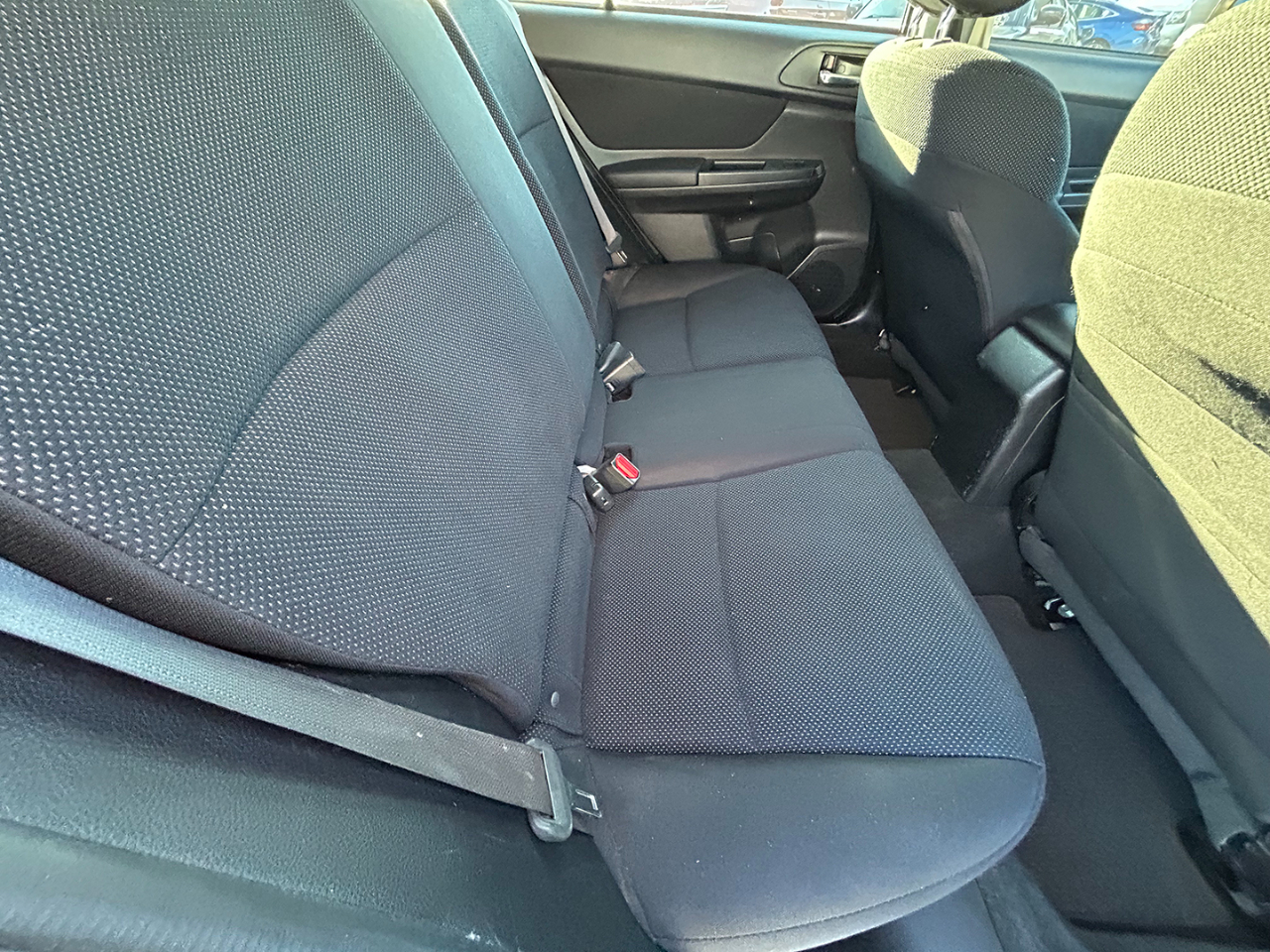 Subaru Impreza Wagon 5dr Auto 2.0i Premium 2014