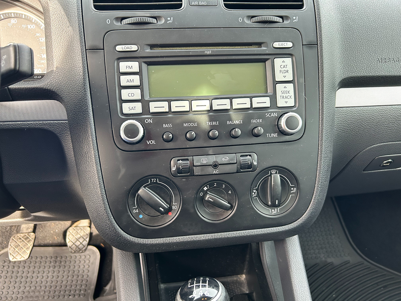 Volkswagen Jetta Sedan 4dr Man TDI 2009