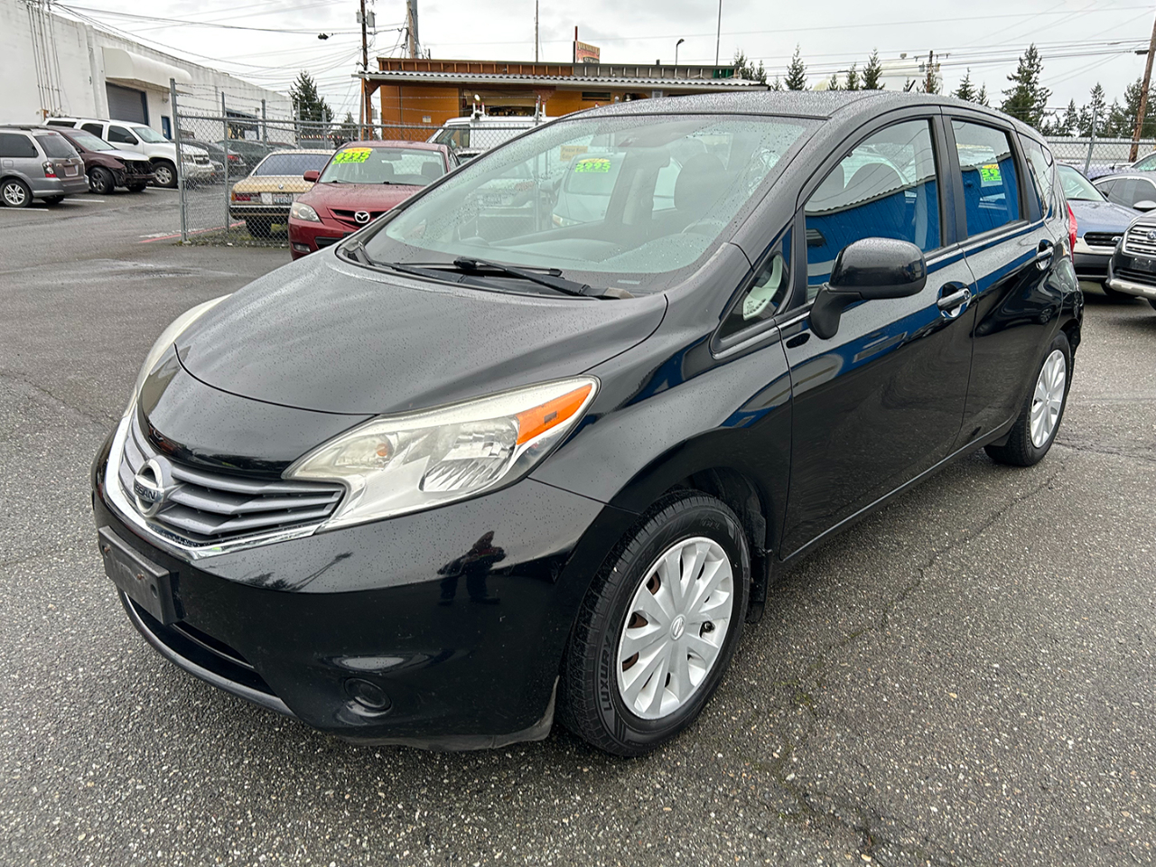 Nissan Versa Note 5dr HB CVT 1.6 SV 2014