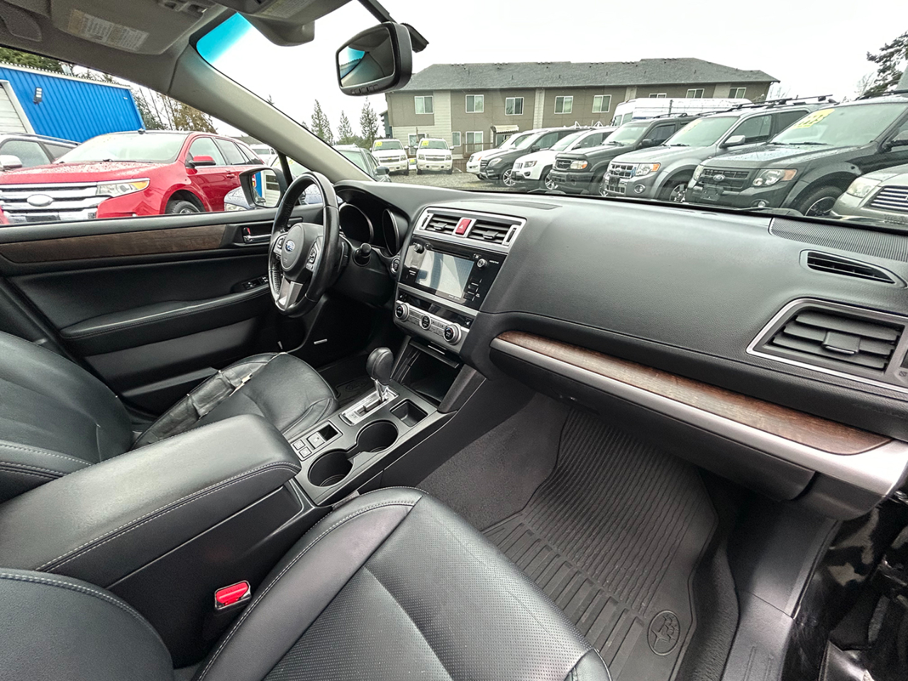 Subaru Outback 4dr Wgn 3.6R Limited 2016