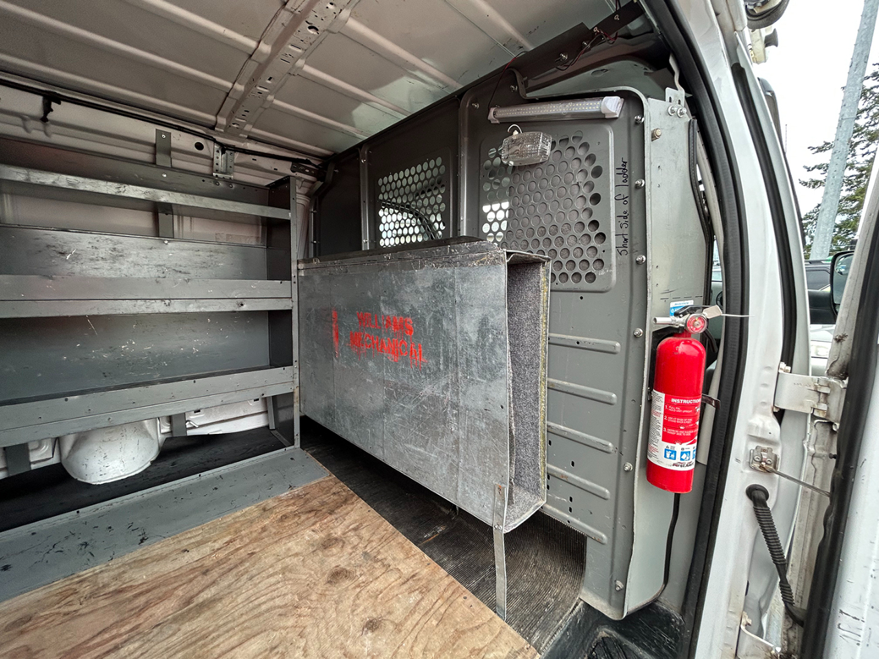 Ford Econoline Cargo Van E-250 Commercial 2012