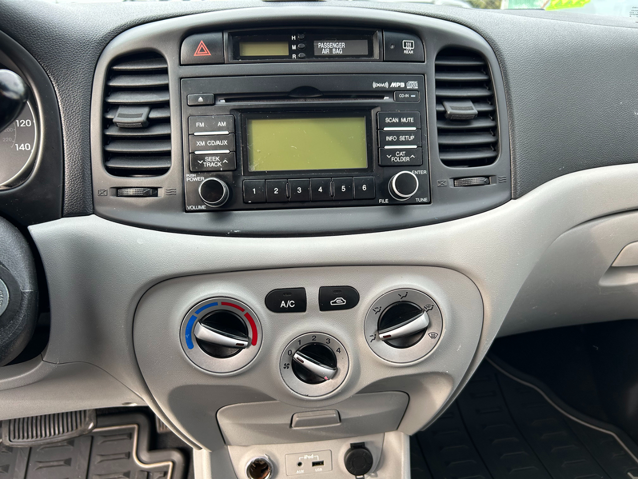 Hyundai Accent 3dr HB Auto GS 2010