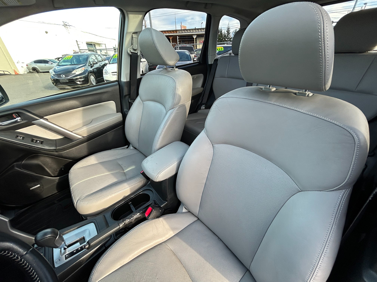 Subaru Forester 4dr Auto 2.5i Touring PZEV 2014