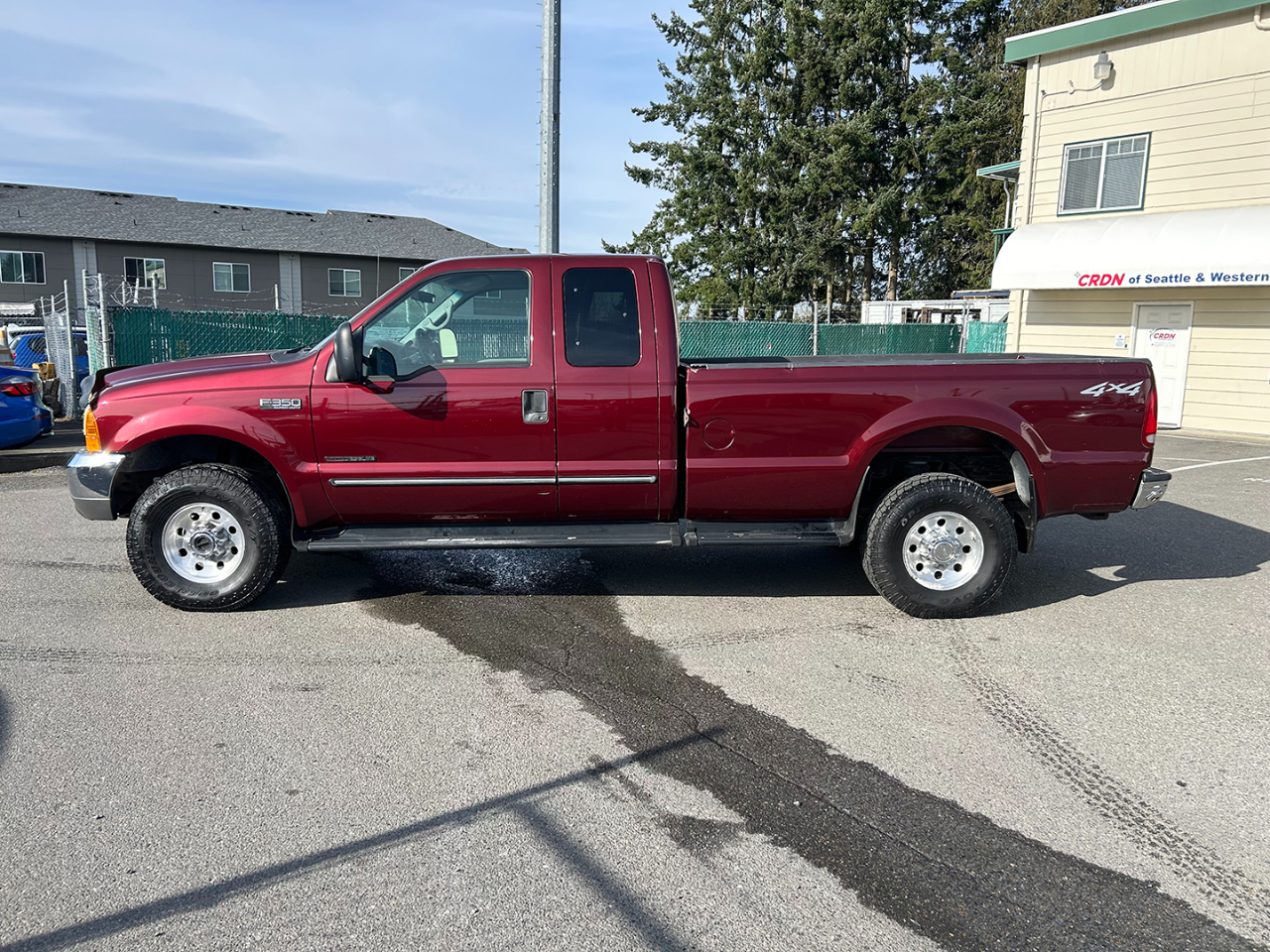 Ford Super Duty F-350 SRW Supercab 142" XLT 4WD 2000
